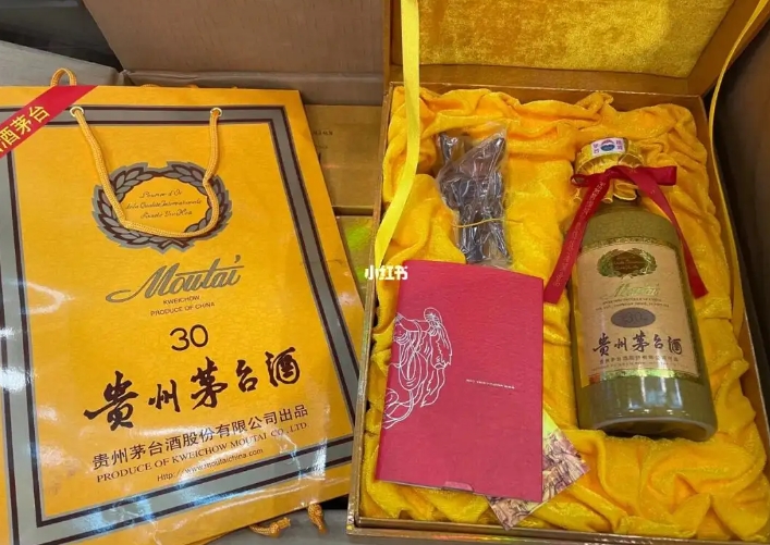 孝感茅台30年与存放三十年老茅台酒质有什么区别？哪个回收价格更高？